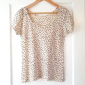 Ann Taylor Loft 100% linen scoop neck tee, cream with black dots